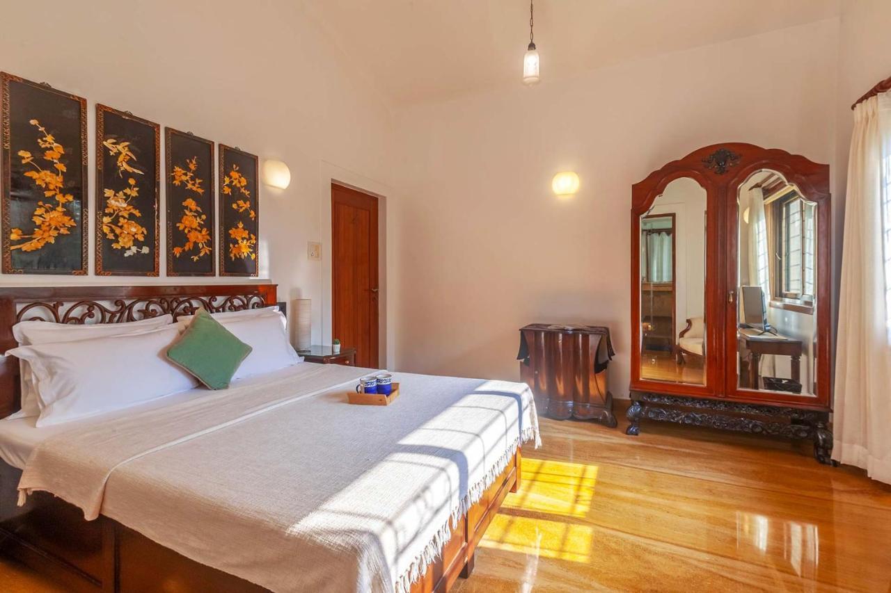 Stayvista'S Casa Palmera - Pet-Friendly Villa With Pool, Garden With Gazebo, And Indoor & Outdoor Games Алибаг Екстериор снимка