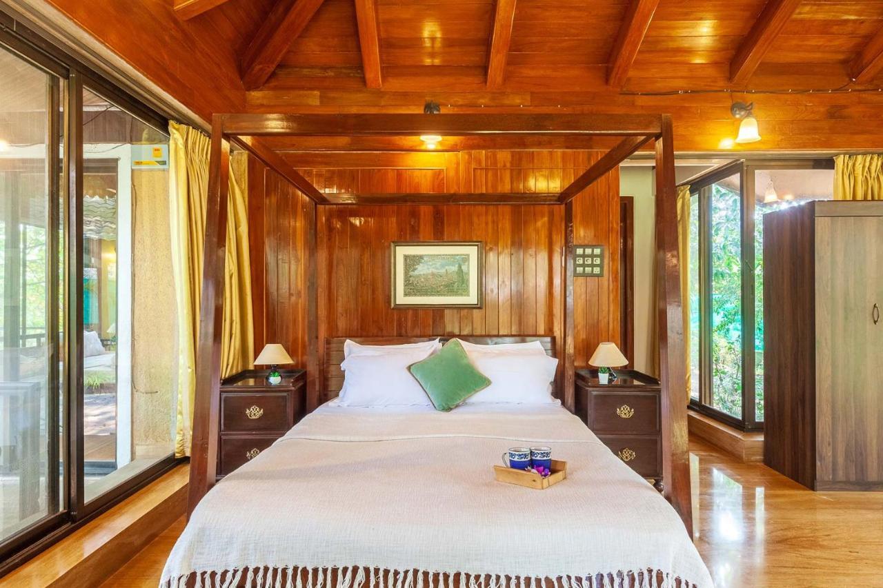 Stayvista'S Casa Palmera - Pet-Friendly Villa With Pool, Garden With Gazebo, And Indoor & Outdoor Games Алибаг Екстериор снимка